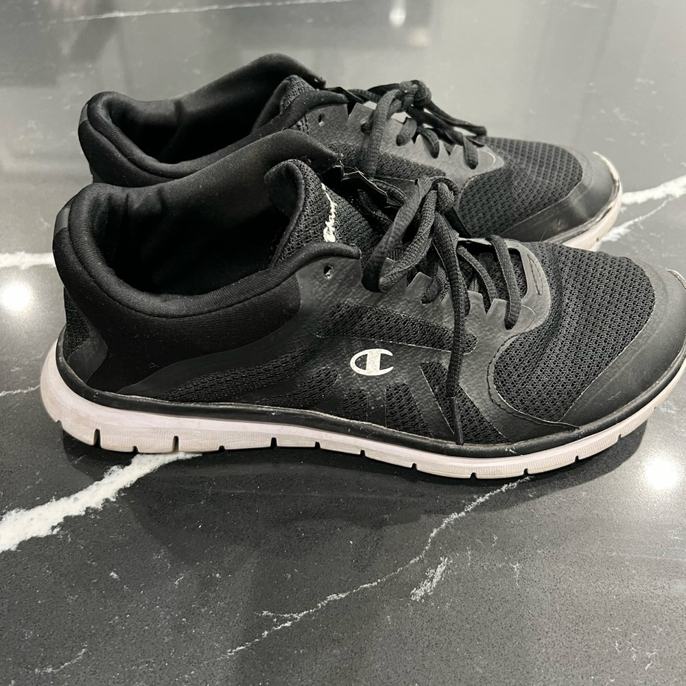 Champion Sneakers